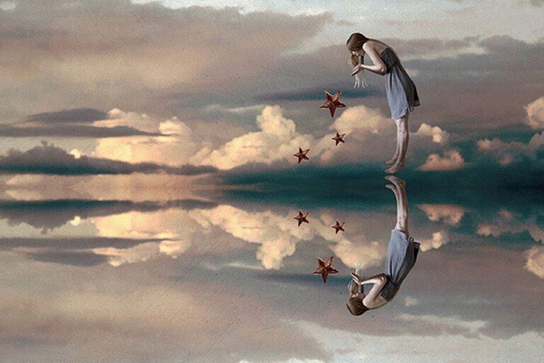 Reflexo de um mulher no céu